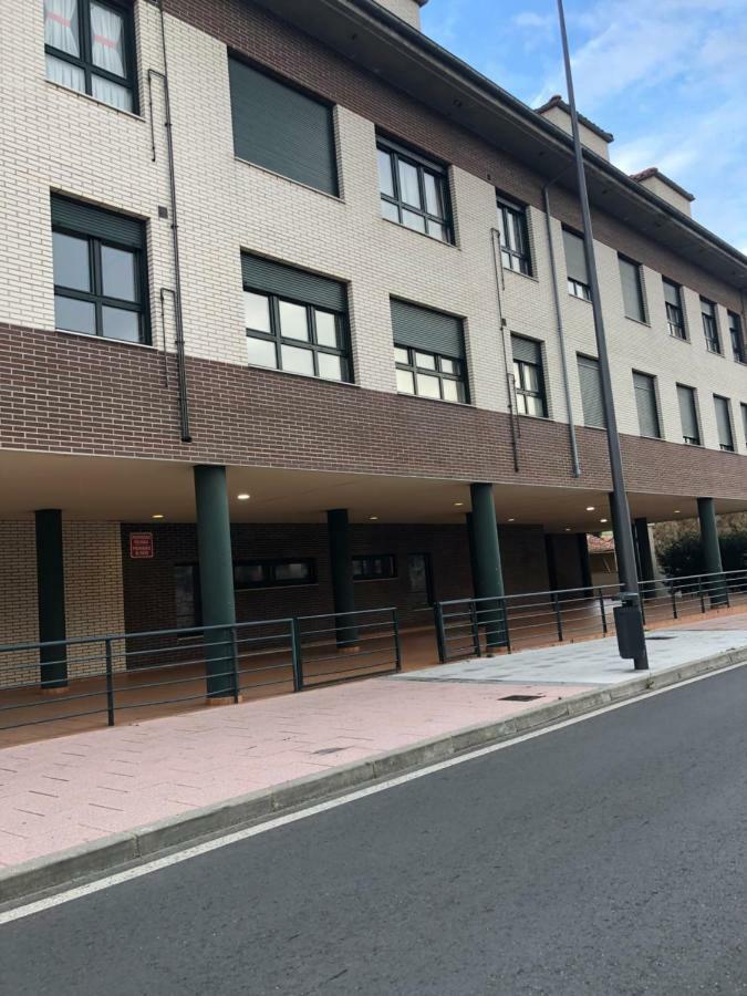 Piso Vacacional En Aviles Apartman Kültér fotó